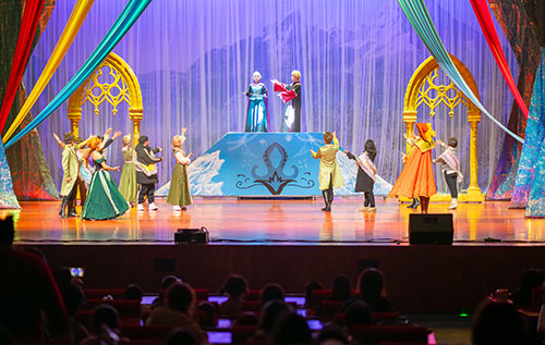 Frozen stage play